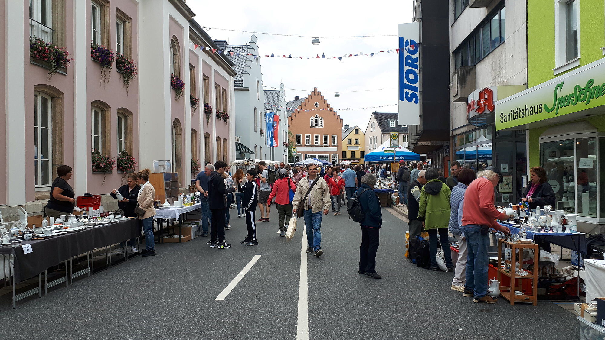 Porzellanverkaufstände Innenstadt Selb